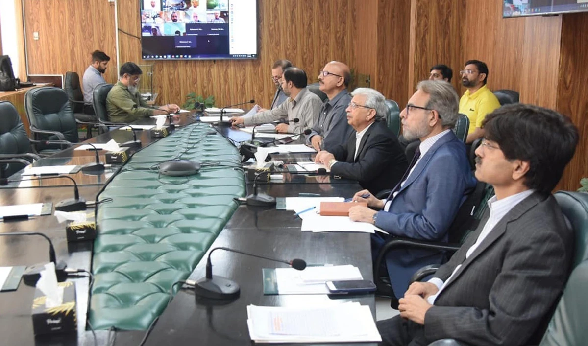 Pakistan’s Federal Minister for National Food Security and Research, Rana Tanveer Hussain (third right), chairs a high-level meeting on certified seed availability in the country, in Islamabad on May 6, 2025. (PID)
