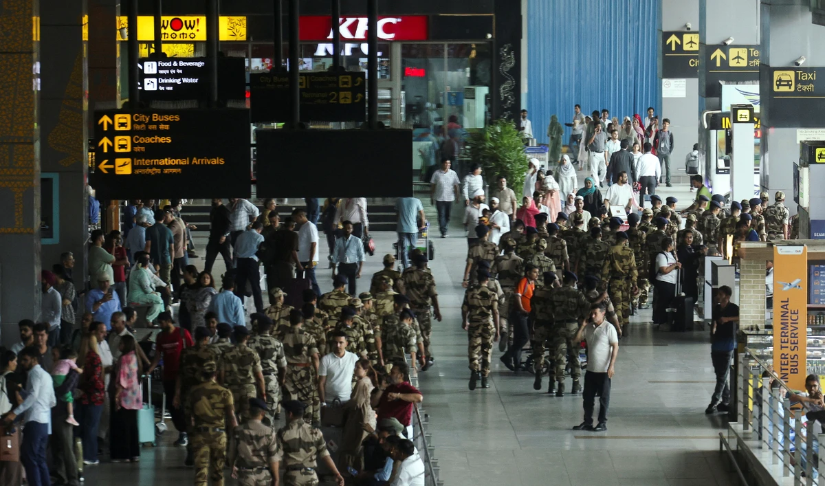 Central Industrial Security Force (CISF) personnel participate in the civil defence security mock drill at the Indira Gandhi International Airport in New Delhi, India, May 7, 2025. (REUTERS)