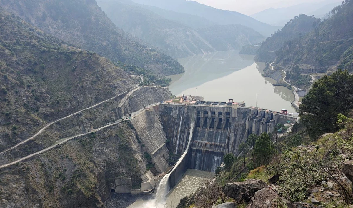 A view of Baglihar Dam, also known as Baglihar Hydroelectric Power Project, on the Chenab river which flows from Indian Kashmir into Pakistan, at Chanderkote in Jammu region May 6, 2025. (REUTERS)