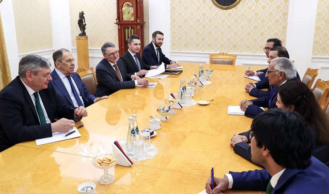 Special Assistant to the Prime Minister of Pakistan, Syed Tariq Fatemi (third right), meets Russian Foreign Minister, Sergey Lavrov (second left) in Moscow, Russia, on June 3, 2025. (Photo Courtesy: Ministry of Foreign Affairs of Russia)