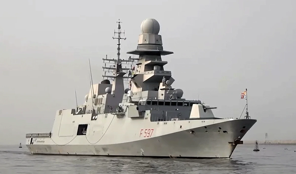 Italian Navy Ship Antonio Marceglia arriving at Karachi port, Pakistan, on June 17, 2025. (ISPR)