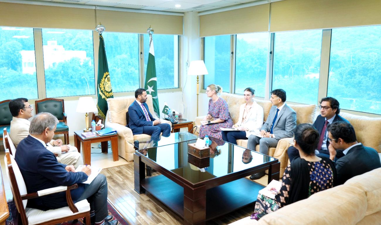 Pakistan’s Health Minister Syed Mustafa Kamal meeting with a delegation led by Acting British High Commissioner Jo Moir in Islamabad, Pakistan, on July 17, 2025. (Photo courtesy: Ministry of health)