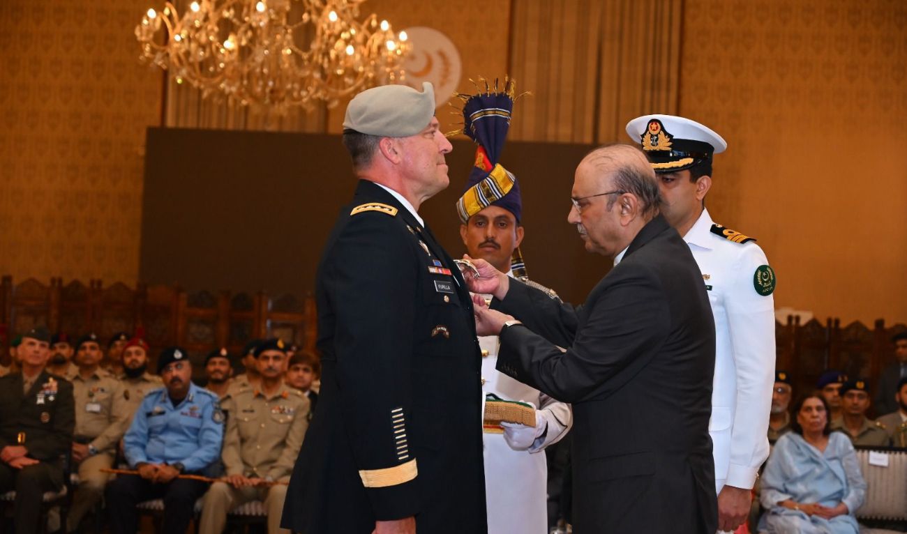 President Asif Ali Zardari confers the Nishan-e-Imtiaz (Military) award on United States Central Command (CENTCOM) chief General Michael E. Kurilla on July 26, 2025, in Islamabad. (Government of Pakistan)