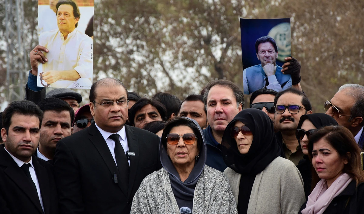 Aleema Khanum, sister of Pakistan’s former Prime Minister Imran Khan, speaks to the media outside Adiala jail in Rawalpindi, Pakistan on January 17, 2025. (REUTERS/File)