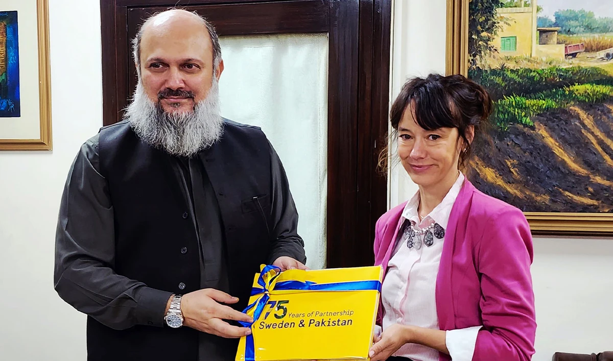Swedish Ambassador to Pakistan Alexandra Berg von Linde (right) calls on Commerce Minister Jam Kamal Khan in Islamabad on August 18, 2025. (@SwedenAmbPK/X)
