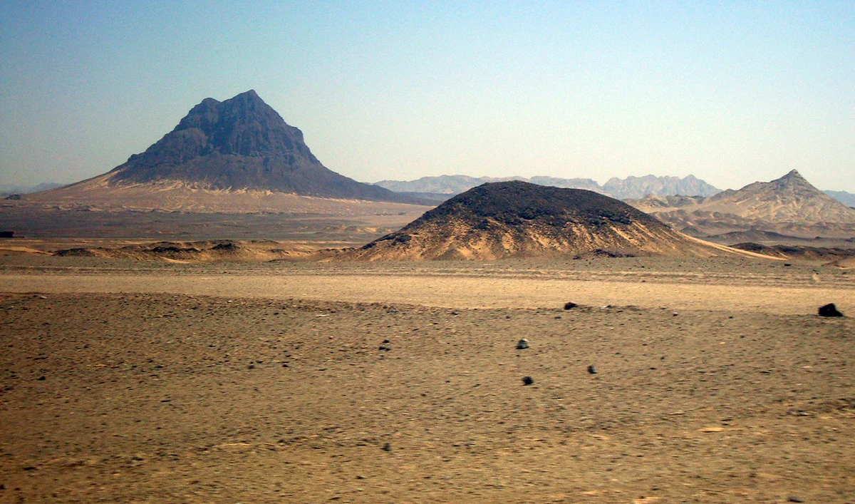 The hills near the proposed site of the Reko Diq copper mine in Pakistan's province of Balochistan are seen in this undated 2010 photo. (Reuters/File)