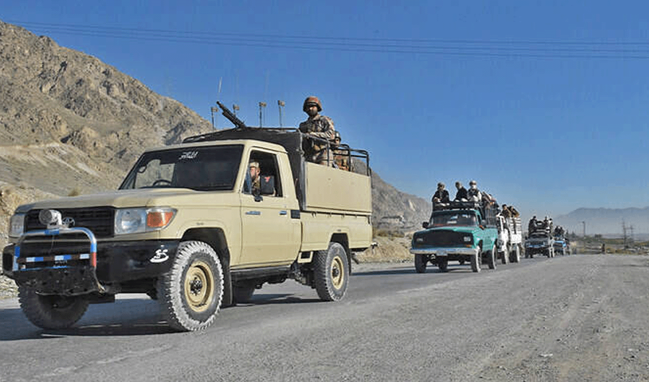 Paramilitary soldiers patrol at the outskirts of Quetta, Pakistan, on April 18, 2019. (AFP/File)