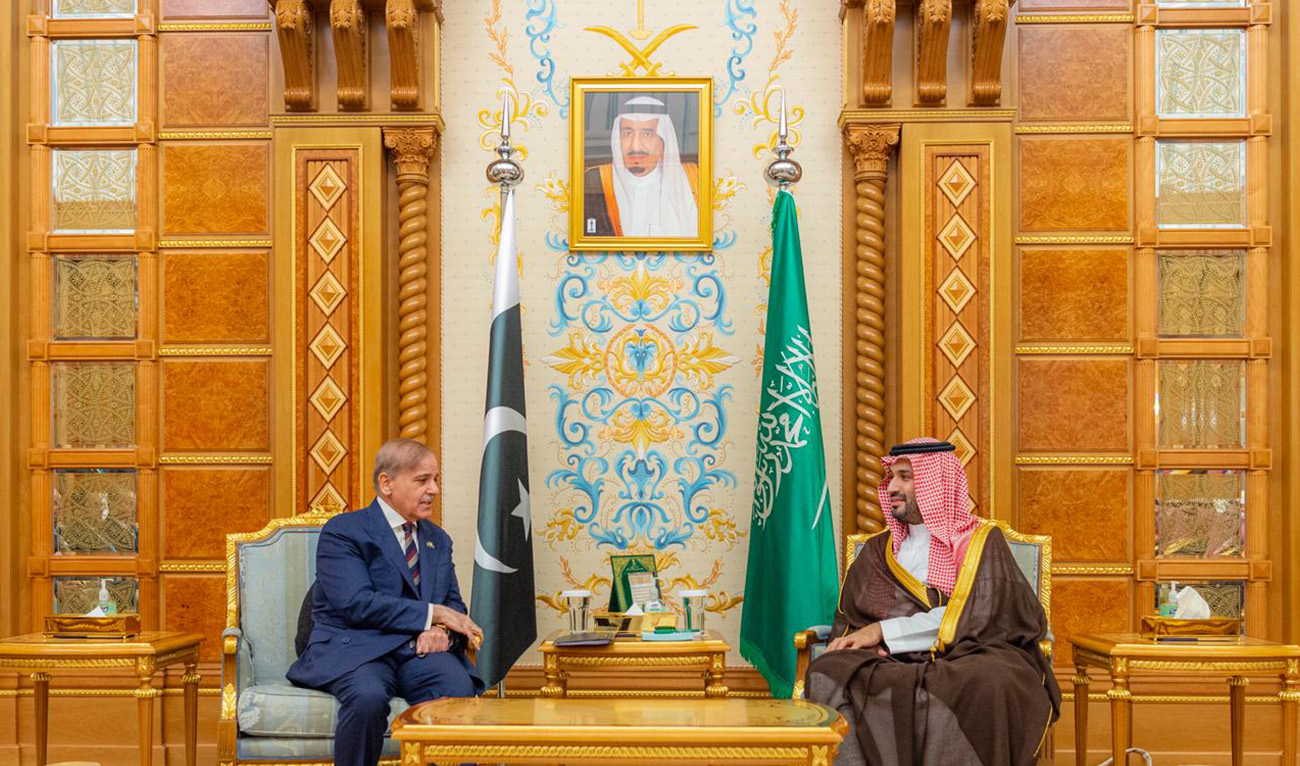 Prime Minister Shehbaz Sharif meeting with Saudi Arabia’s Crown Prince Mohammed bin Salman on the sidelines of a Future Investment Initiative summit in Riyadh, on October 26, 2025. (PMO)
