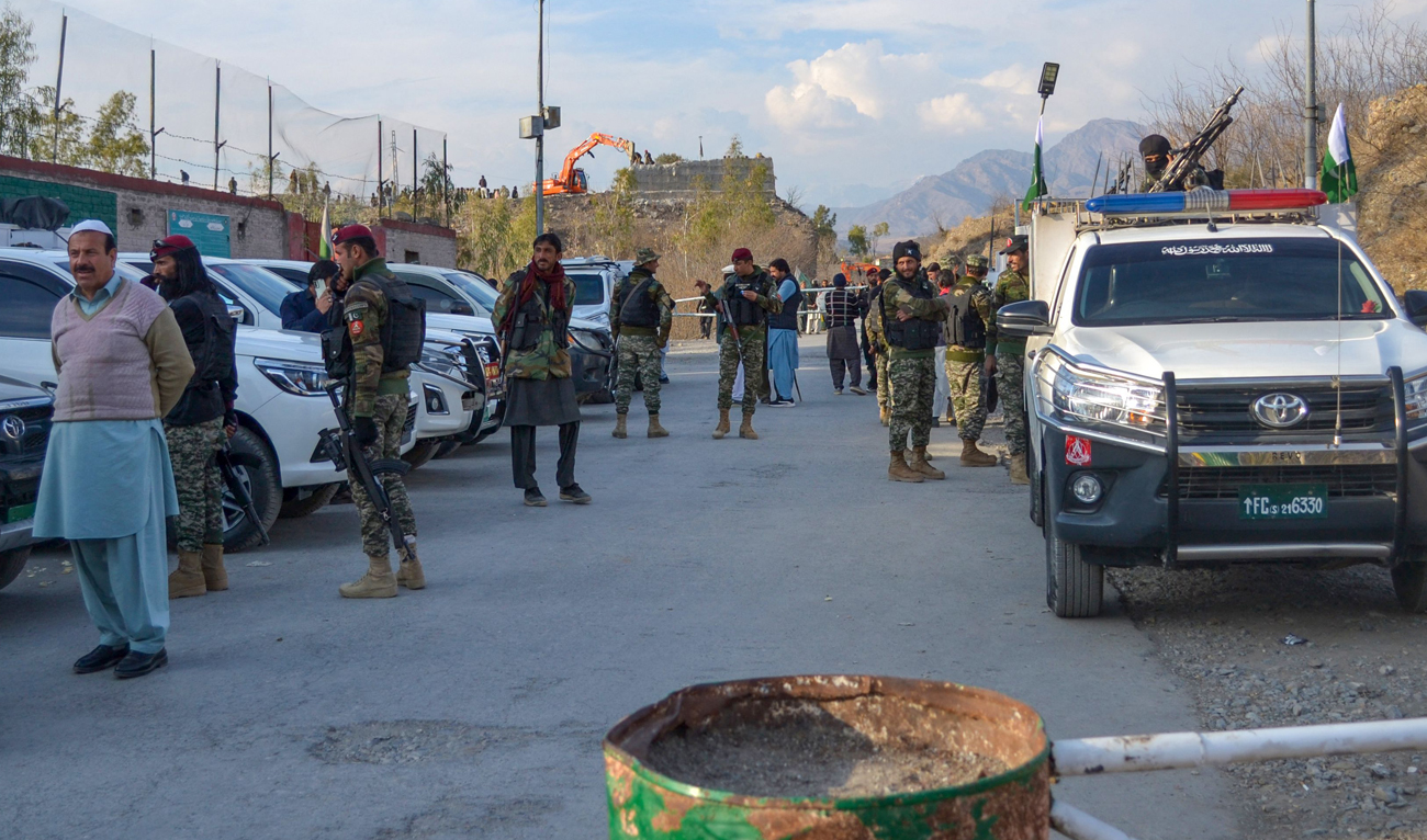 Frontier Constabulary and army personnel gather near the ambushed region in Kurram, northwest Pakistan, on January 17, 2025. (AFP/File)