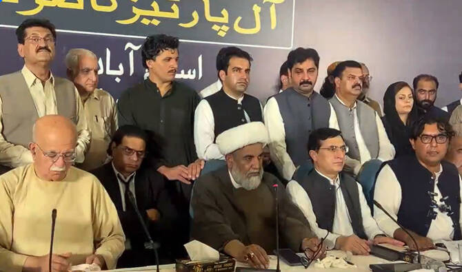 Former senator Mustafa Nawaz Khokhar (right) speaks at the end of a two-day multiparty conference hosted by the Tehreek-e-Tahafuz-e-Ayeen-e-Pakistan (TTAP) in Islamabad on August 1, 2025. (Screengrab/Facebook/@PTIOfficial)