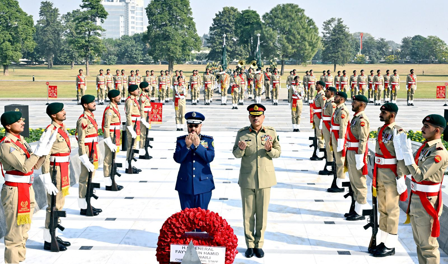 Saudi Chief of General Staff (CGS), General Fayyadh bin Hameed Al-Rowaili, and Pakistan Army Chief Field Marshal Asim Munir pay tribute at Yadgar-e-Shuhada in Army General Headquarters in Rawalpindi, Pakistan, on November 24, 2025. (Pakistan Army)