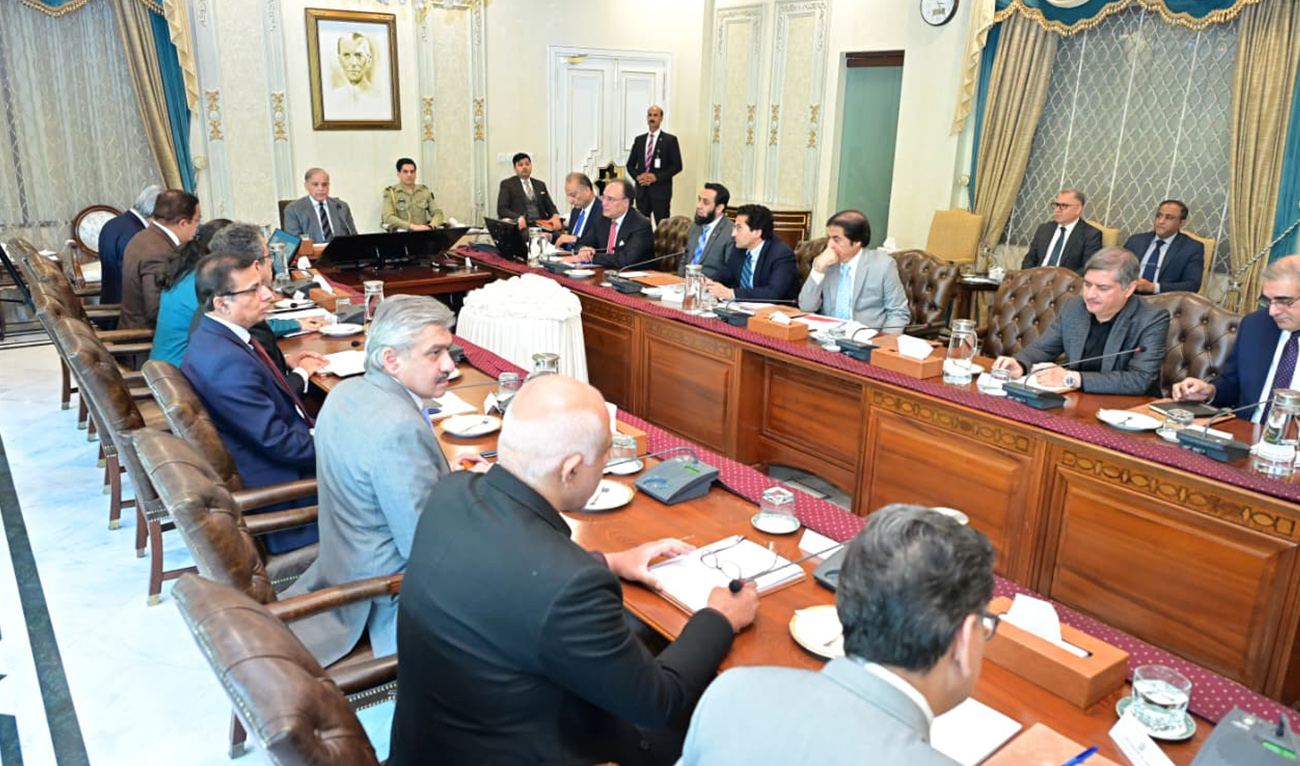 Pakistan PM orders strategy to improve project execution as multilateral lenders propose reforms