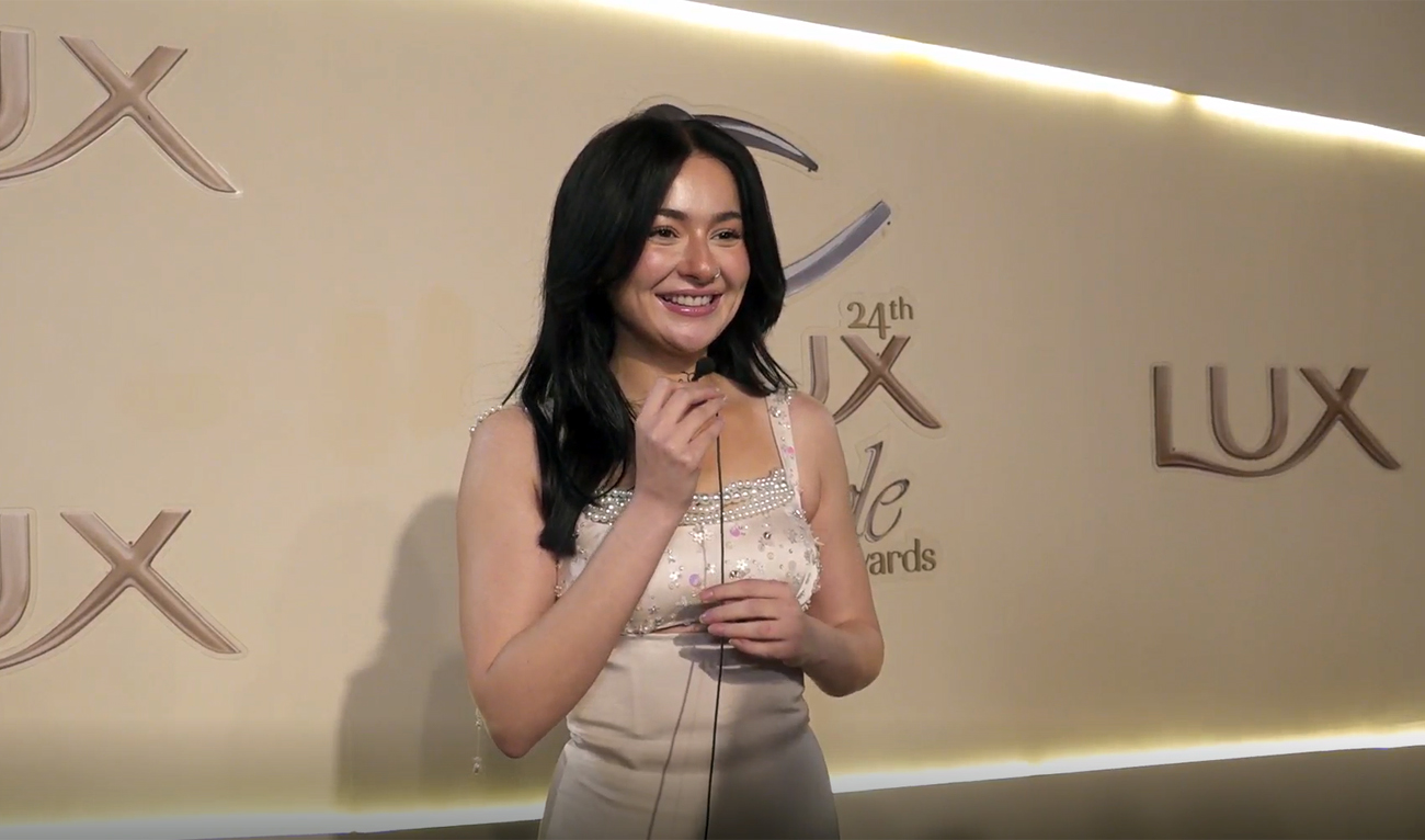 Actor Hania Amir speaks during an interview with Arab News at the 24th Lux Style Awards in Karachi, Pakistan, on December 11, 2025. (AN photo)
