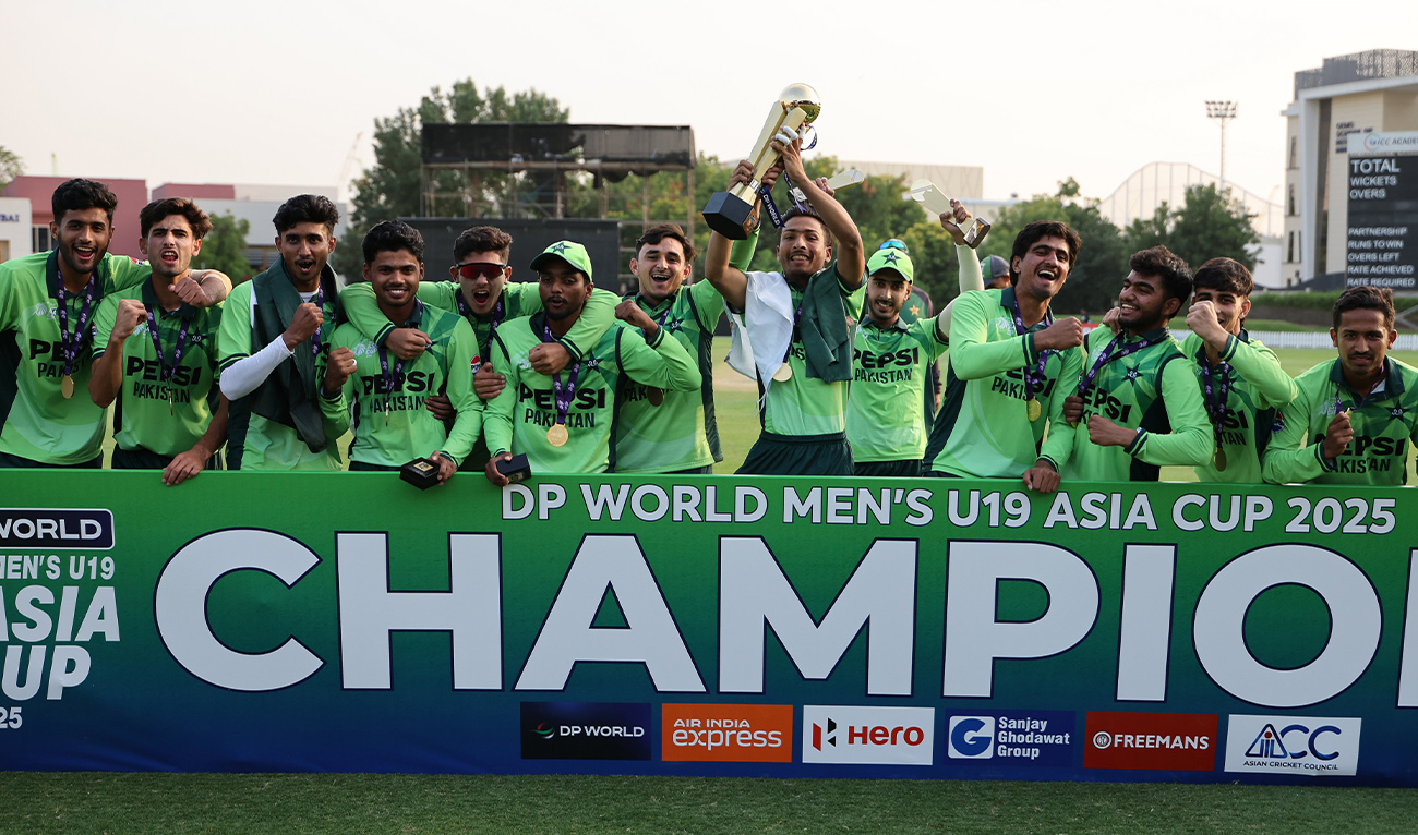 Pakistan under 19 cricket team lift the ACC Men's U19 Asia Cup trophy in Dubai on December 21, 2025. (@TheRealPCB)