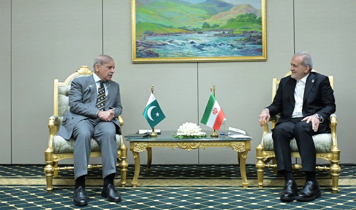 Prime Minister Shehbaz Sharif (left) meets Iranian President Masoud Pezeshkian in Tehran, Iran, on December 12, 2025. (Government of Pakistan)