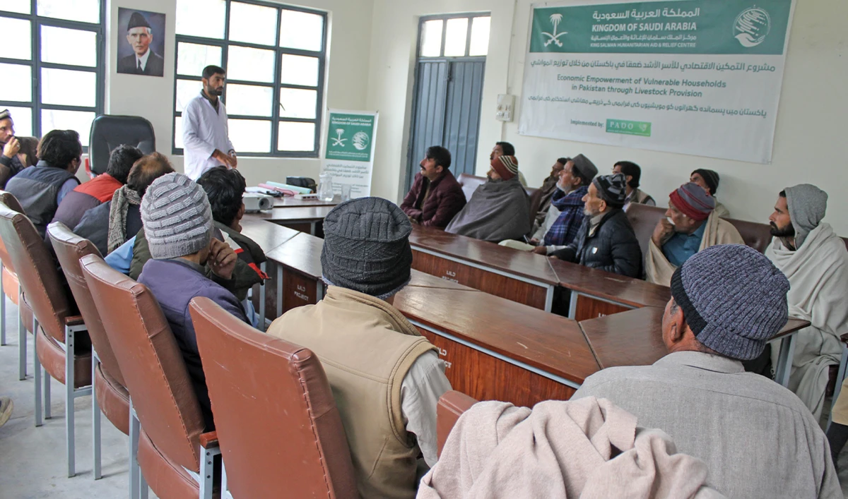 The undated file photo shows a KSrelief worker conducting a training with locals. (Radio Pakistan)