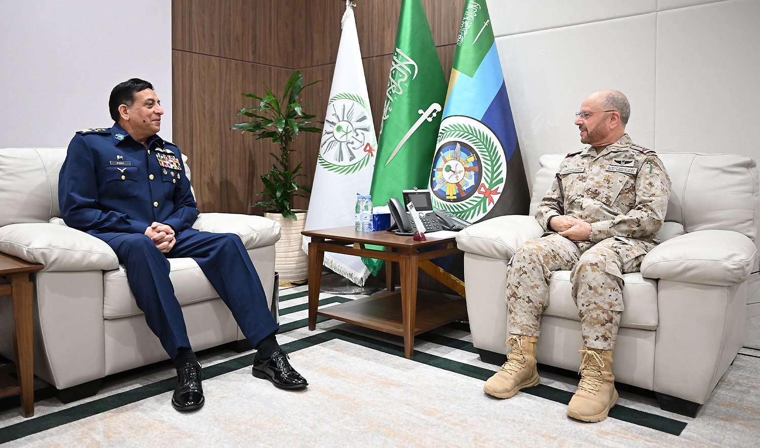 Pakistan Air Force Chief Air Marshal Zaheer Ahmad Babar Sidhu (second left) meets Saudi Chief of General Staff General Fayiadh bin Hameed Al-Rowaily in Riyadh on January 8, 2026. (Saudi Ministry of Defence)