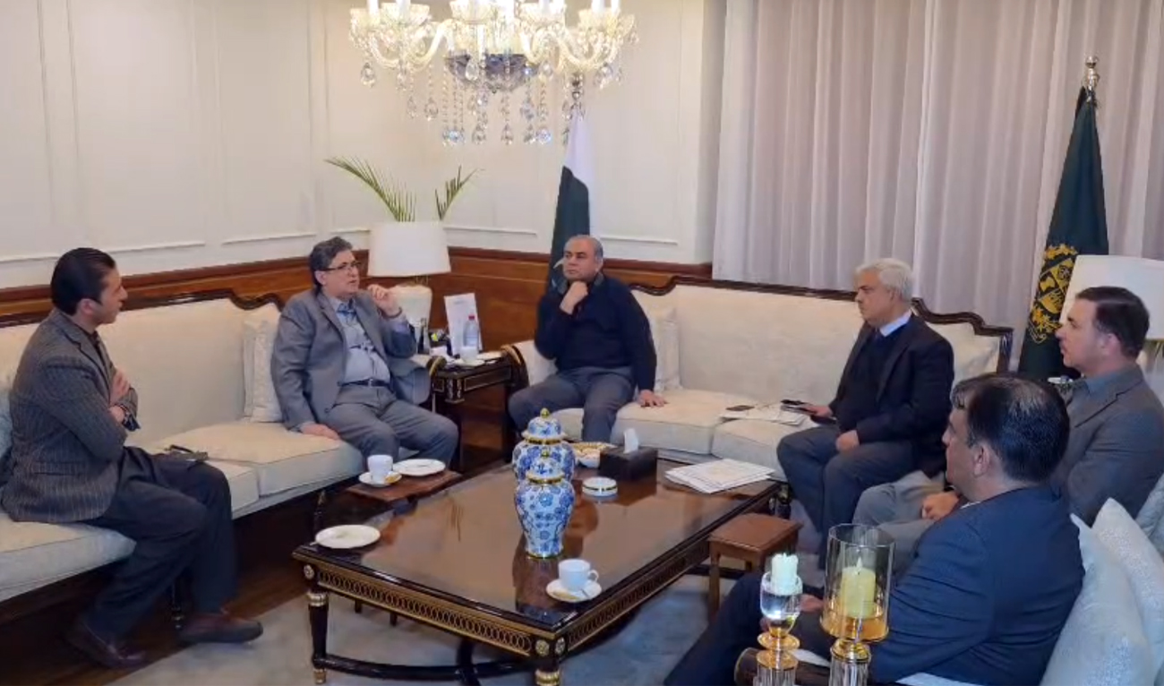 Pakistani Interior Minister Mohsin Naqvi (third right) chairs a meeting to review the performance of the Federal Investigation Agency’s (FIA) immigration wing in Islamabad, Pakistan, on January 9, 2026. (Screengrab/Interior Ministry)