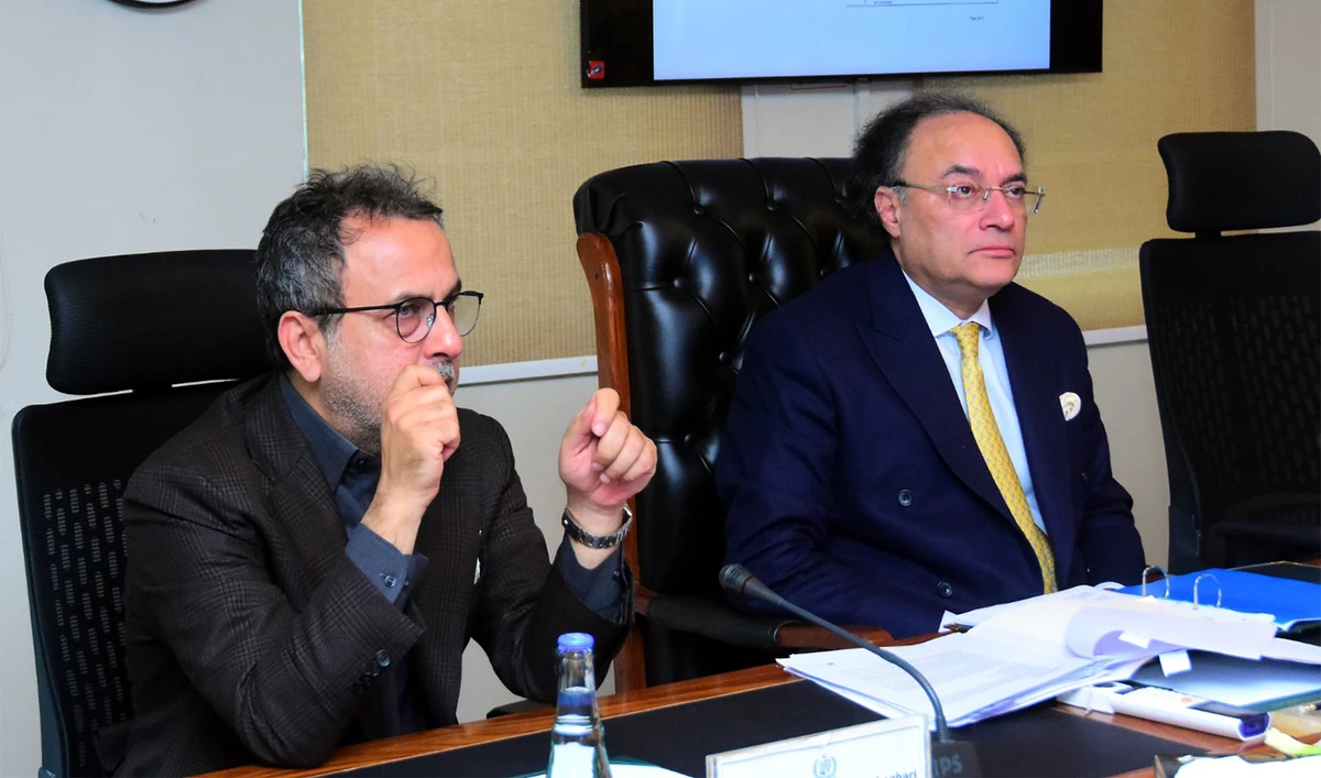 Pakistan's Finance Minister Muhammad Aurangzeb (right) and Power Minister Awais Leghari chair a meeting in Islamabad, Pakistan, on January 9, 2026. (Finance Ministry)
