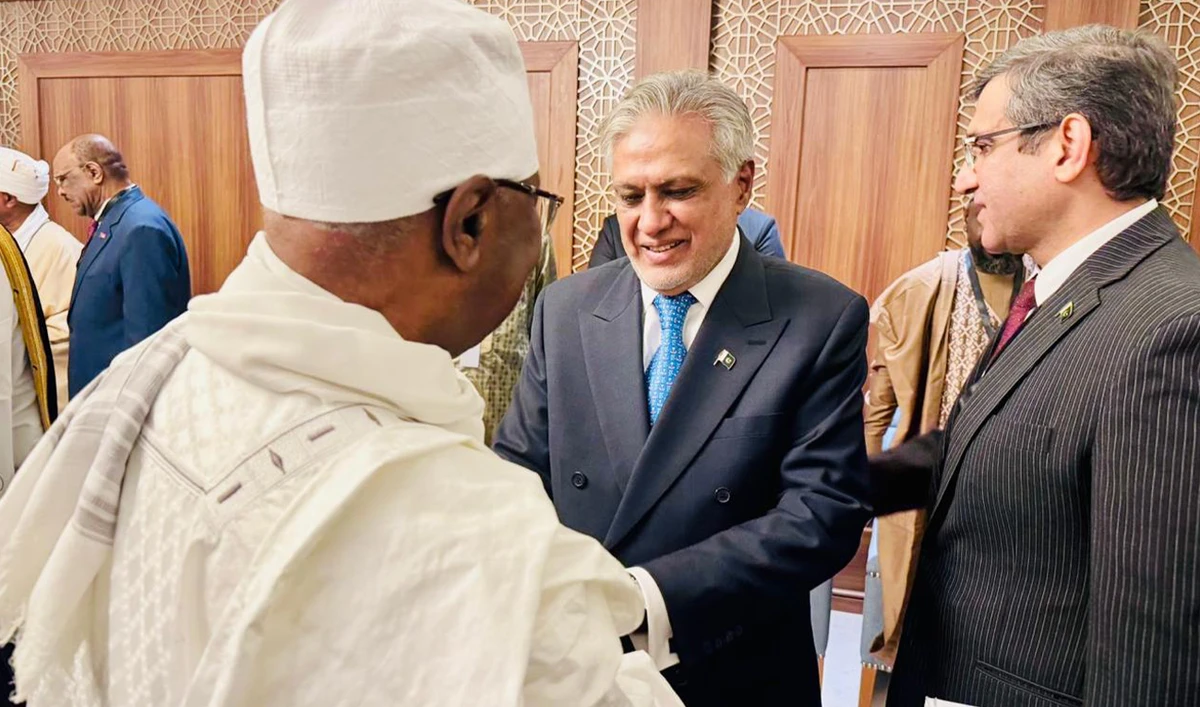 Deputy Prime Minister Ishaq Dar joins other representatives of the Organization of Islamic Cooperation (OIC) member states in Jeddah to participate in 22nd Extraordinary Session of the OIC Council of Foreign Ministers on Israel’s recognition of Somaliland. (PMO)