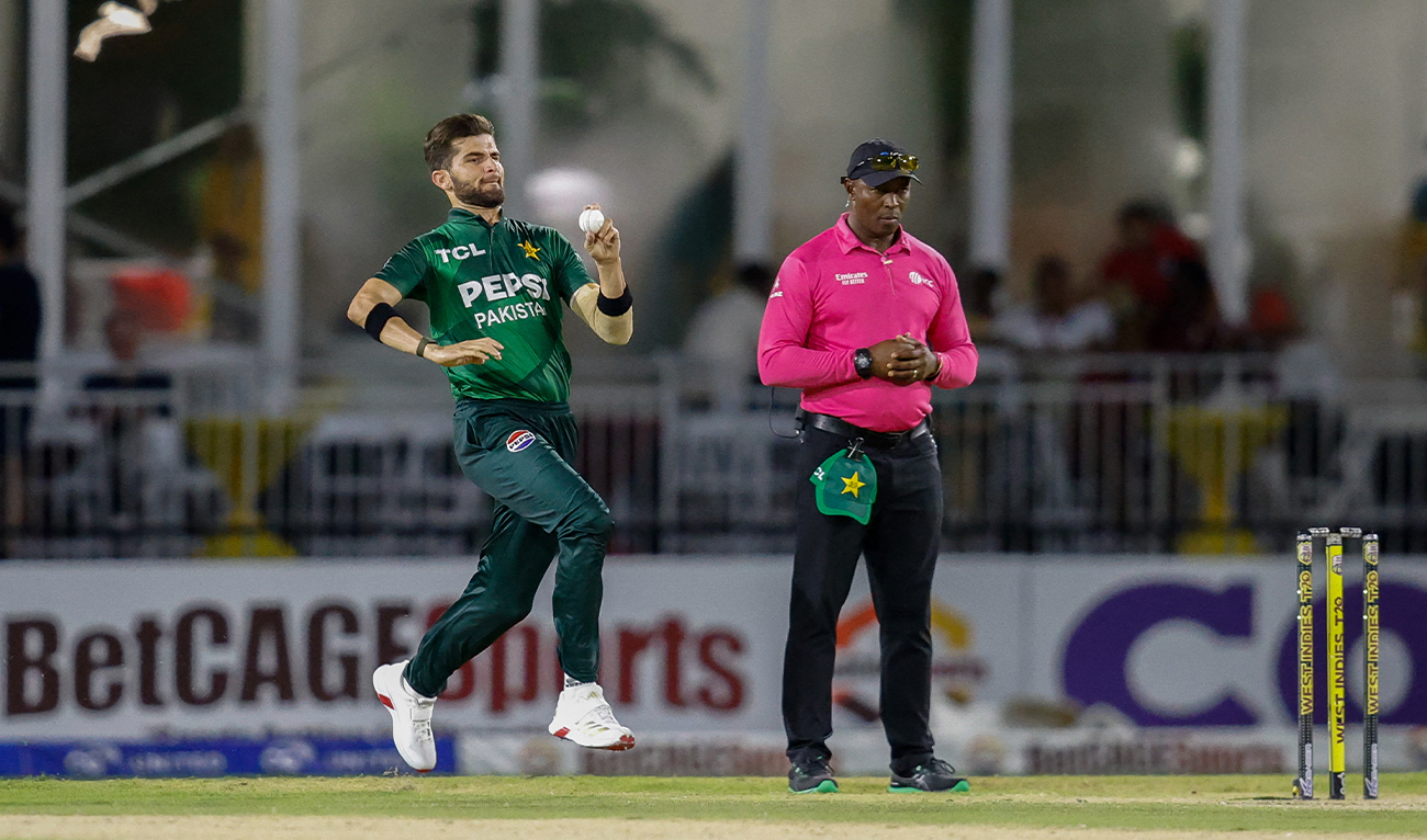 Pakistan bowler Shaheen Afridi bowls the ball during the first Twenty20 (T20) international cricket match between West Indies and Pakistan at Central Broward Park & Broward County Stadium in Lauderhill, Florida, on July 31, 2025. (AFP/File)