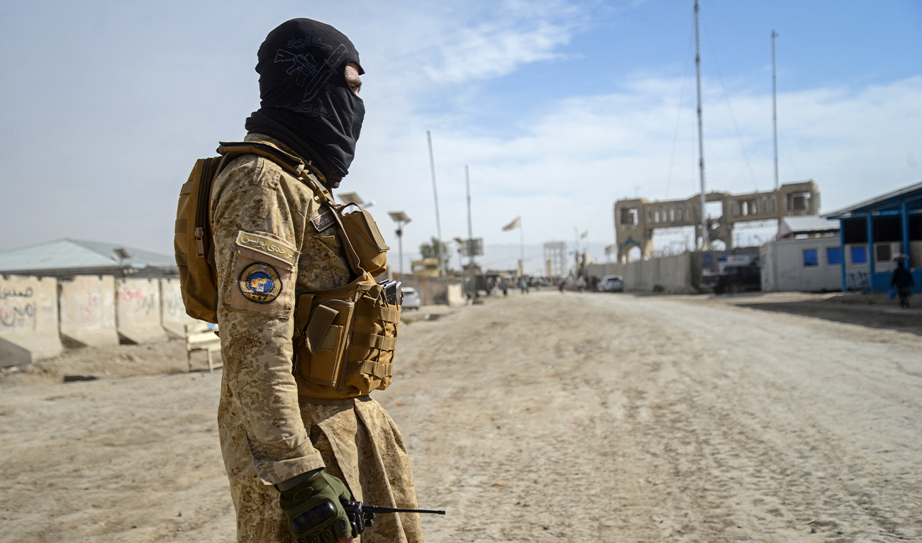 This photograph taken on December 29, 2025 shows a Taliban security personnel standing guard near the zero-point border crossing between Afghanistan and Pakistan at the Spin Boldak district of Kandahar province. (AFP/ file)