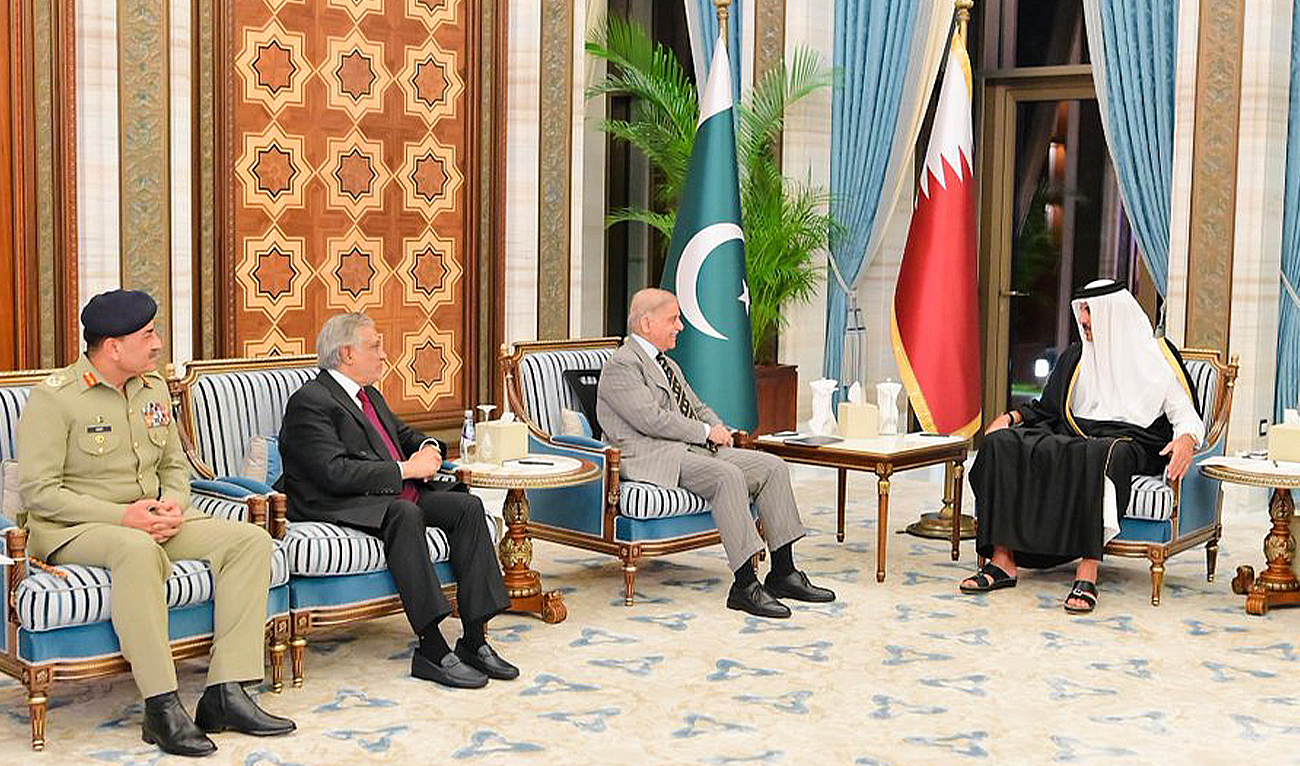 Qatar's Amir Sheikh Tamim bin Hamad al-Thani (R) in a meeting with Pakistan's Prime Minister Shahbaz Sharif in Doha on February 25, 2026. (PMO)