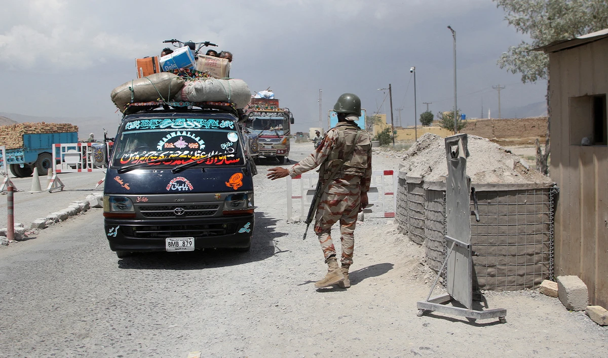 A paramilitary soldier stops and checks passenger vehicles at a security check post, a day after separatist militants conducted deadly attacks, on the outskirts of Quetta, Pakistan August 27, 2024. (REUTERS)