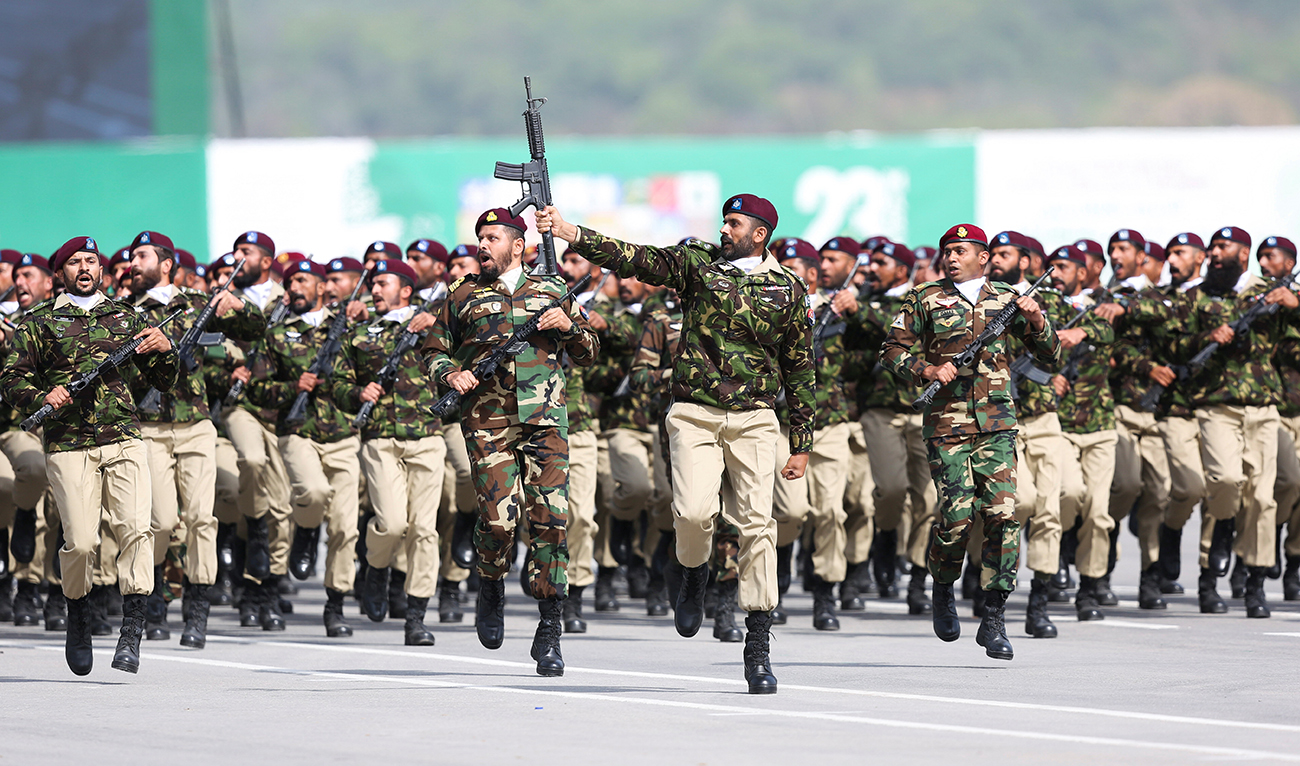 Pakistan Army commandos from the Special Services Group (SSG) march during Pakistan Day military parade in Islamabad, Pakistan, on March 23, 2022. (REUTERS/File)