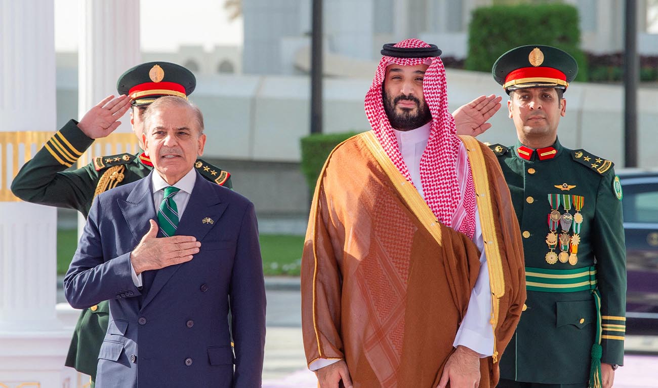 A handout picture provided by the Saudi Press Agency (SPA) on September 17, 2025, shows Saudi Arabia's Crown Prince Mohammed bin Salman (R) welcoming Pakistan's Prime Minister Shehbaz Sharif ahead of their meeting in Riyadh. (AFP/ file)