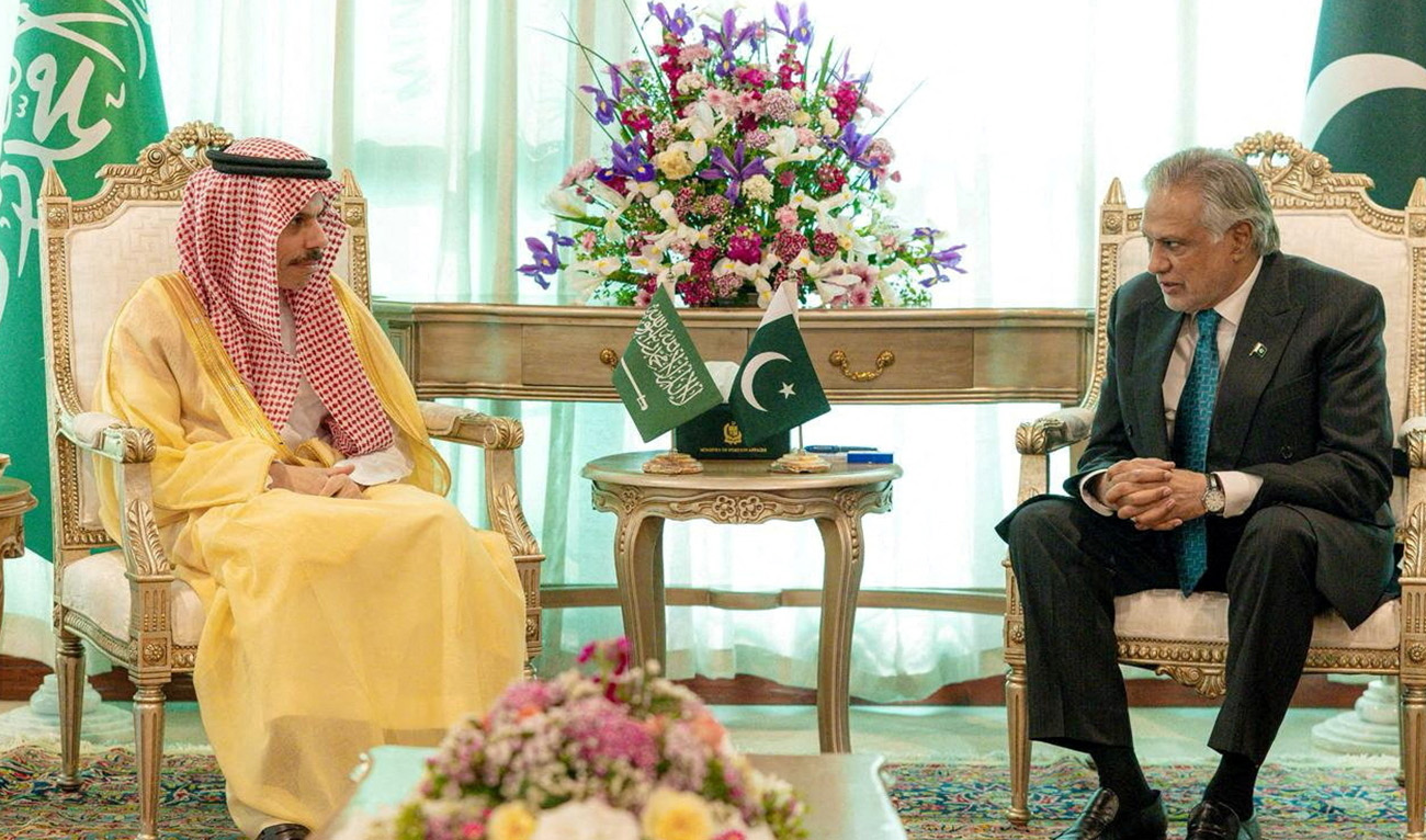 Saudi Foreign Minister Faisal bin Farhan al Saud (left) in conversation with Pakistan's Deputy Prime Minister and Minister for Foreign Affairs Senator Mohammad Ishaq Dar at the Ministry of Foreign Affairs in Islamabad, Pakistan on March 29, 2026. (Reuters/File)