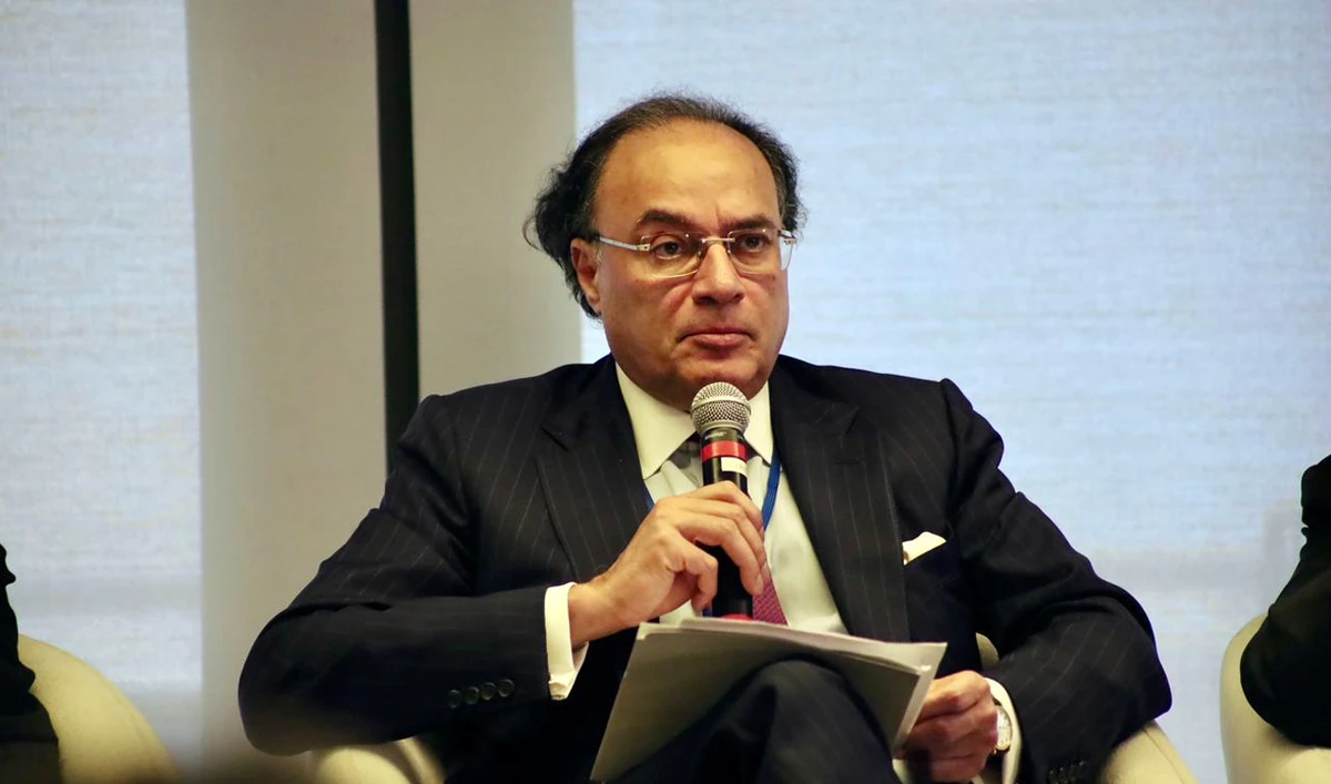 Finance Minister Muhammad Aurangzeb speaks during the launch of the Borrowers’ Platform on the sidelines of the World Bank–IMF Spring Meetings, in Washington, D.C., US, April 15, 2026. (Finance Ministry)
