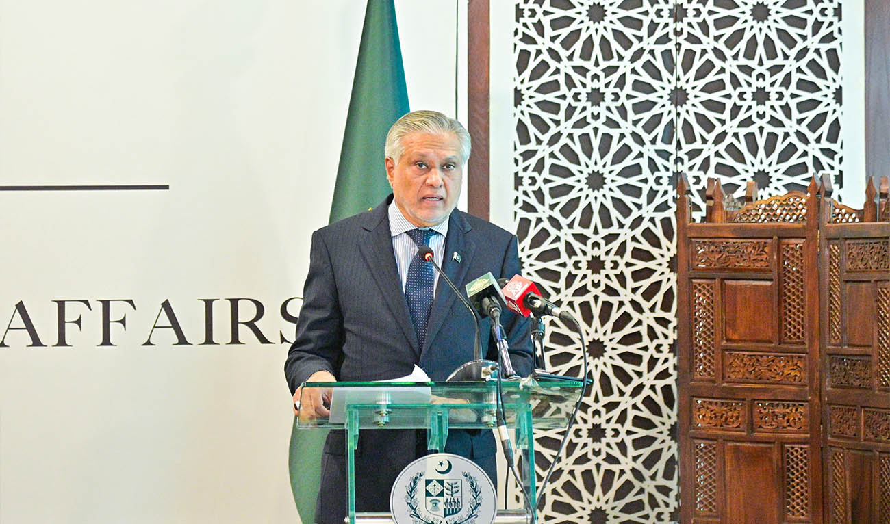 Deputy Prime Minister and Foreign Minister Ishaq Dar briefed the Diplomatic Corps in Islamabad on May 5, 2026. (PMO)