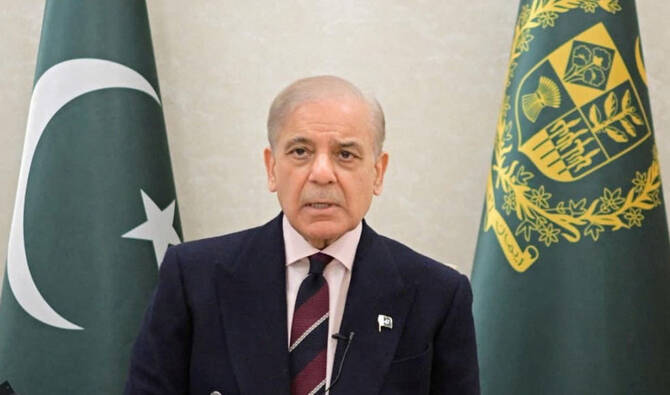 Pakistan's Prime Minister Shehbaz Sharif addresses the nation as Pakistan prepares to host the U.S. and Iran for peace talks, in Islamabad, Pakistan April 10, 2026. (Reuters/File)