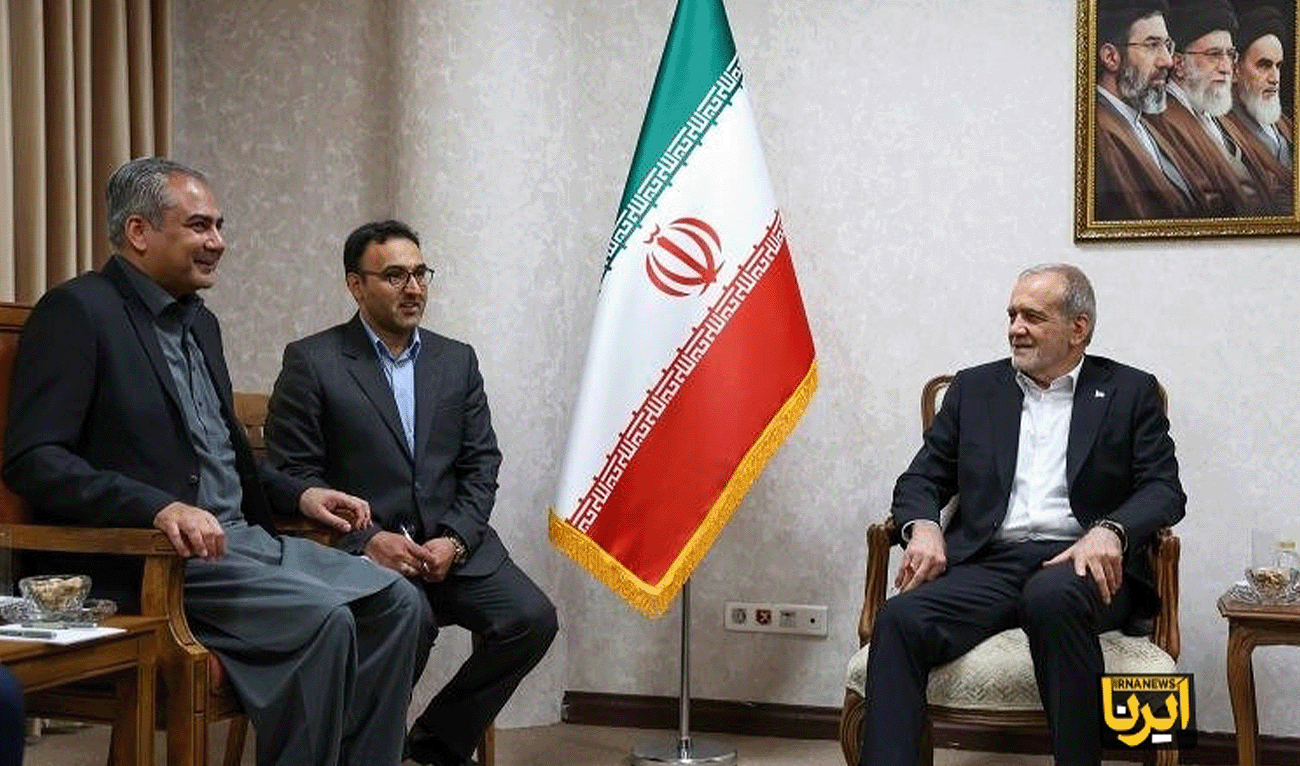 Interior Minister of Pakistan Mohsin Naqvi (left) in conversation with President of Iran Masoud Pezeshkian (right) in Tehran, Iran, on May 21, 2026. (IRNA)