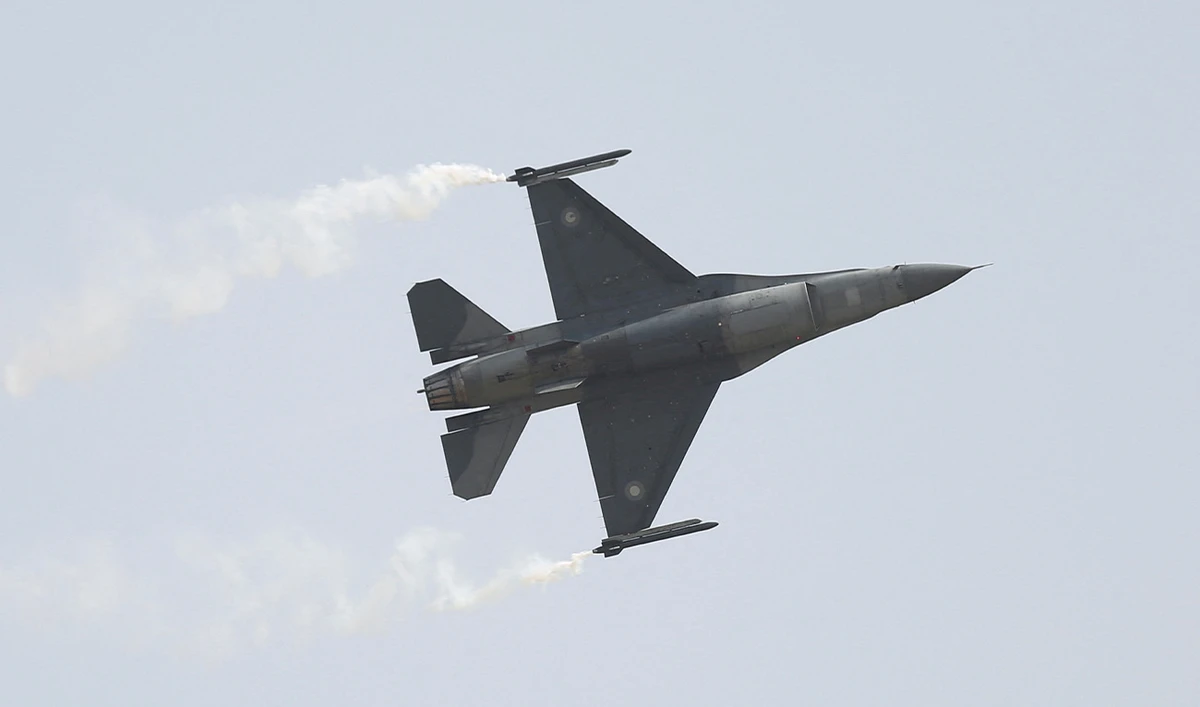 Pakistan Air Force (PAF) F-16 fighter jet performs during the Pakistan Day military parade in Islamabad, Pakistan, March 23, 2022. (Reuters/File)