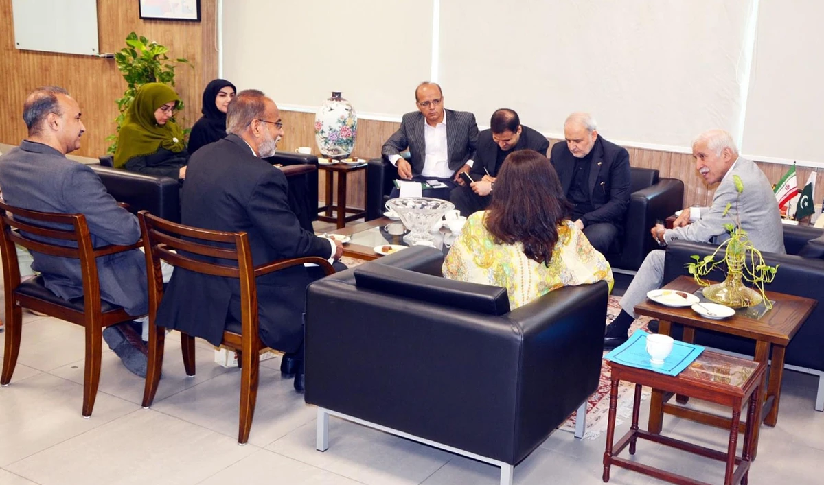 Pakistan’s Investment Minister Qaiser Ahmed Sheikh (right) meets Iranian Ambassador Reza Amiri Moghadam (second right) in Islamabad, Pakistan, on June 18, 2026. (PID)