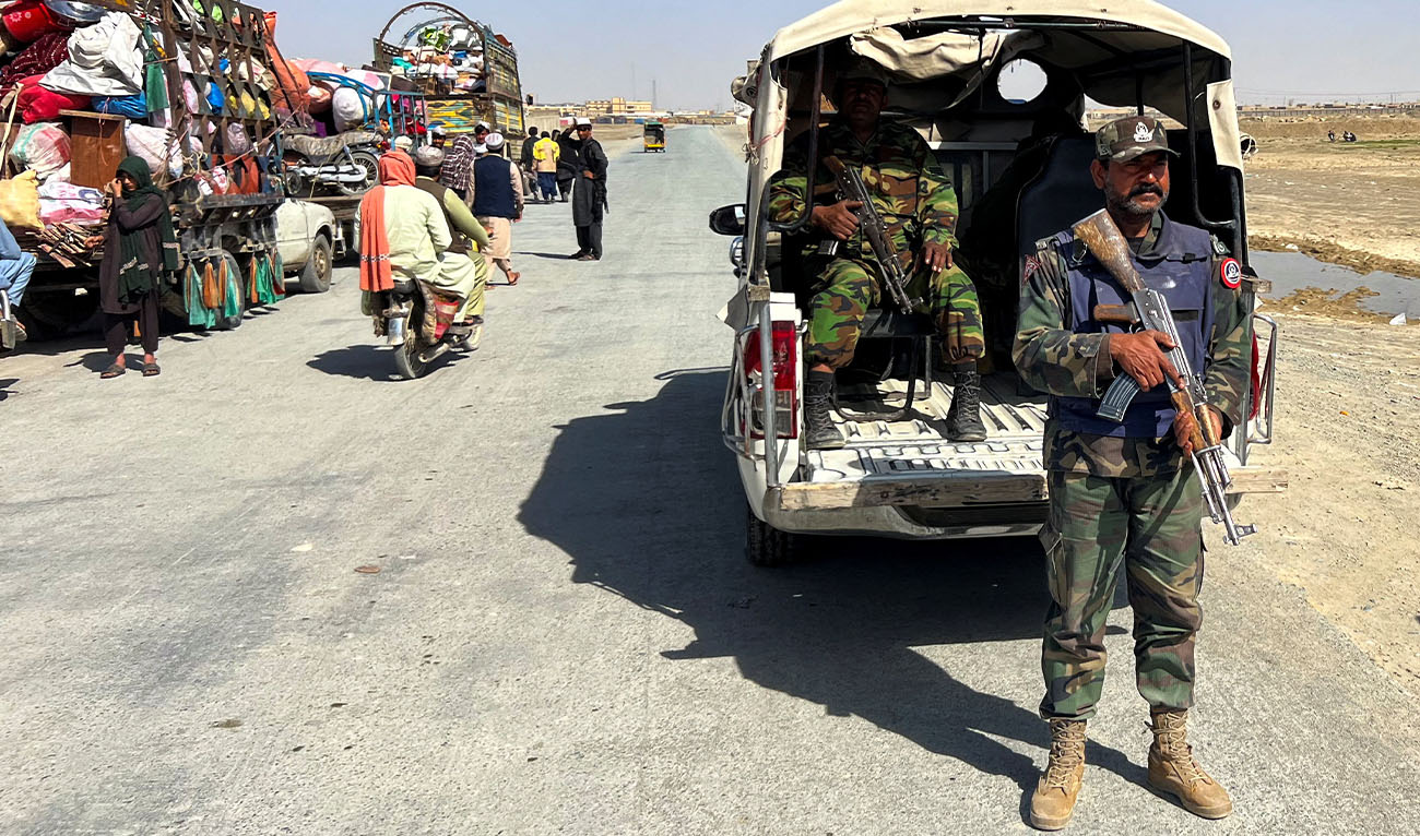 Members of the Balochistan Constabulary police force guard a road leading to the Chaman Border Terminal, following exchanges of fire between Pakistani and Afghan forces, at the border crossing between the two countries in Chaman, Pakistan, February 28, 2026. (AFP/ file)