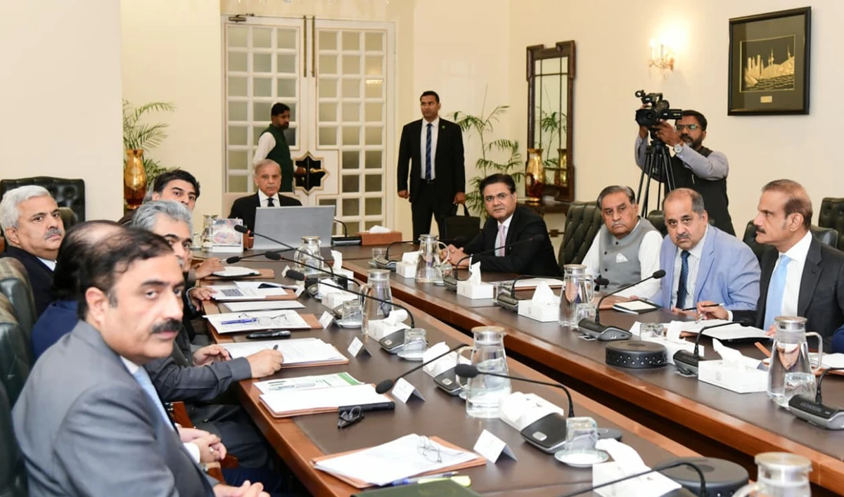 Prime Minister Shehbaz Sharif (center) chairs a meeting to review efforts to prevent infectious diseases, in Islamabad, Pakistan, on July 3, 2026. (PID)