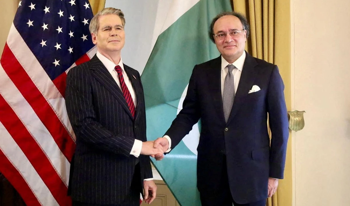 Pakistani Finance Minister Muhammad Aurangzeb and U.S. Treasury Secretary Scott Bessent shake hands as they meet in Washington, D.C., U.S., July 21, 2026. (Reuters)