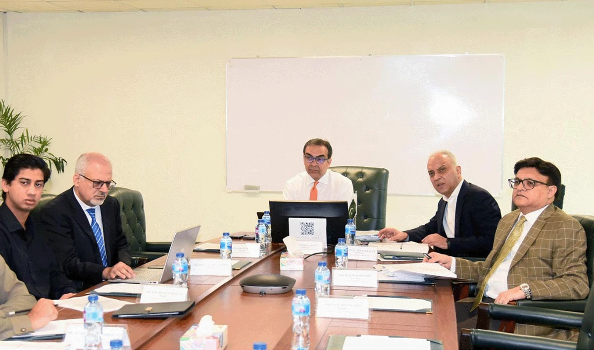 Chairman Privatization Commission, Muhammad Ali (center) chairing a meeting of Privatization Commission Board in Islamabad, Pakistan on October 10, 2025. (Government of Pakistan/File)