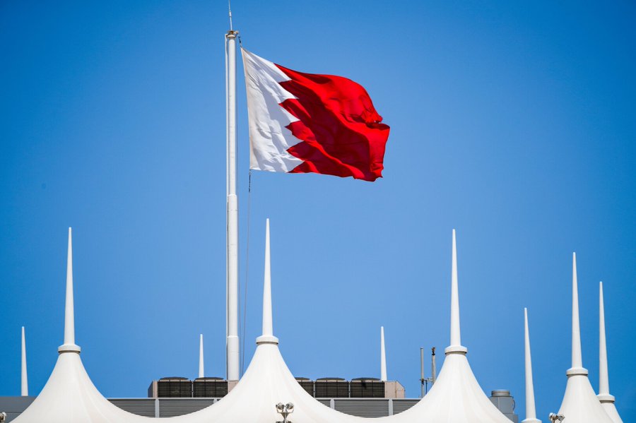 البحرين تؤيد جهود السعودية في دعم الشرعية باليمن