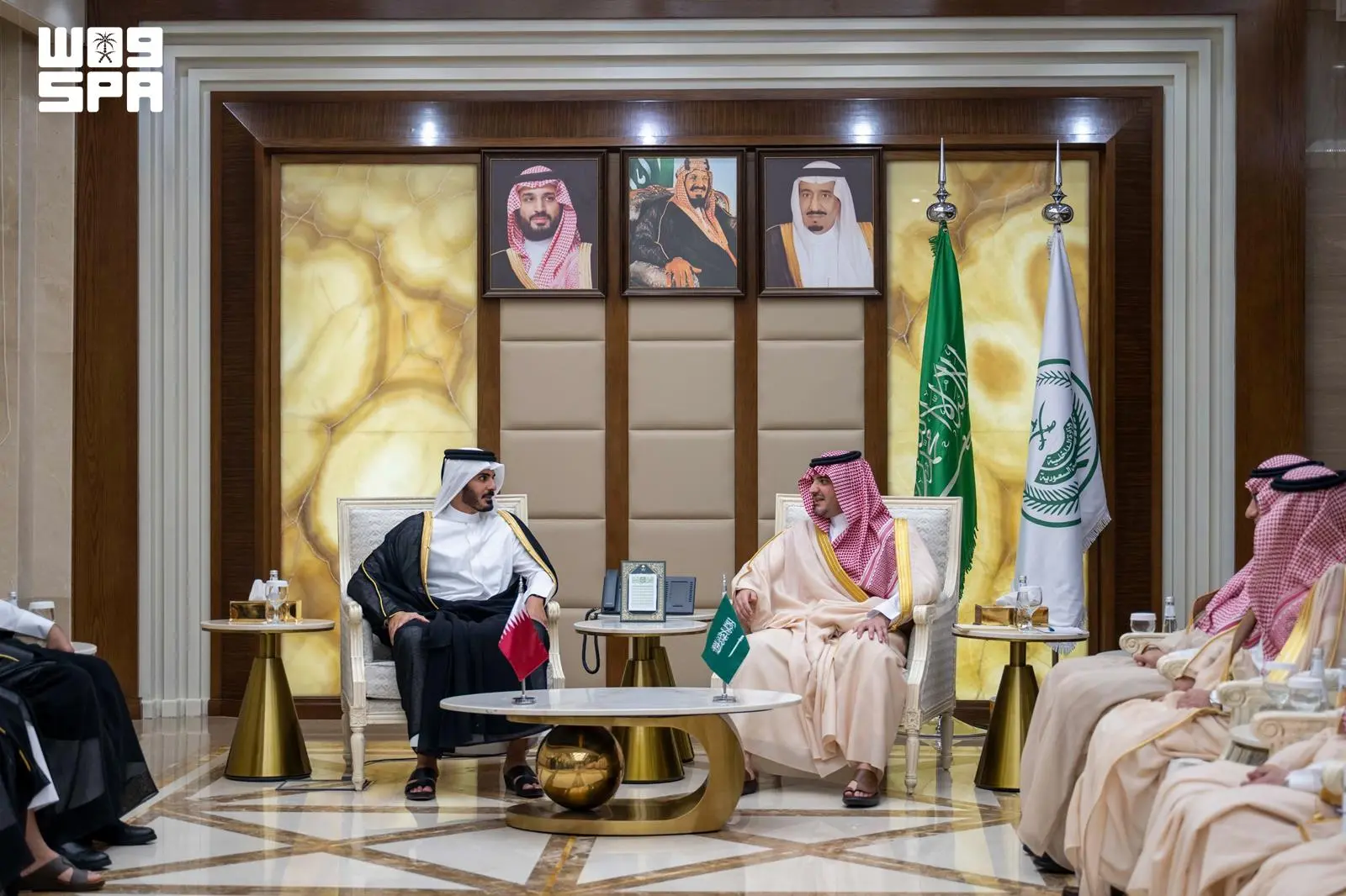 اجتماع سعودي - قطري لتعزيز التعاون والتنسيق الأمني والعسكري
