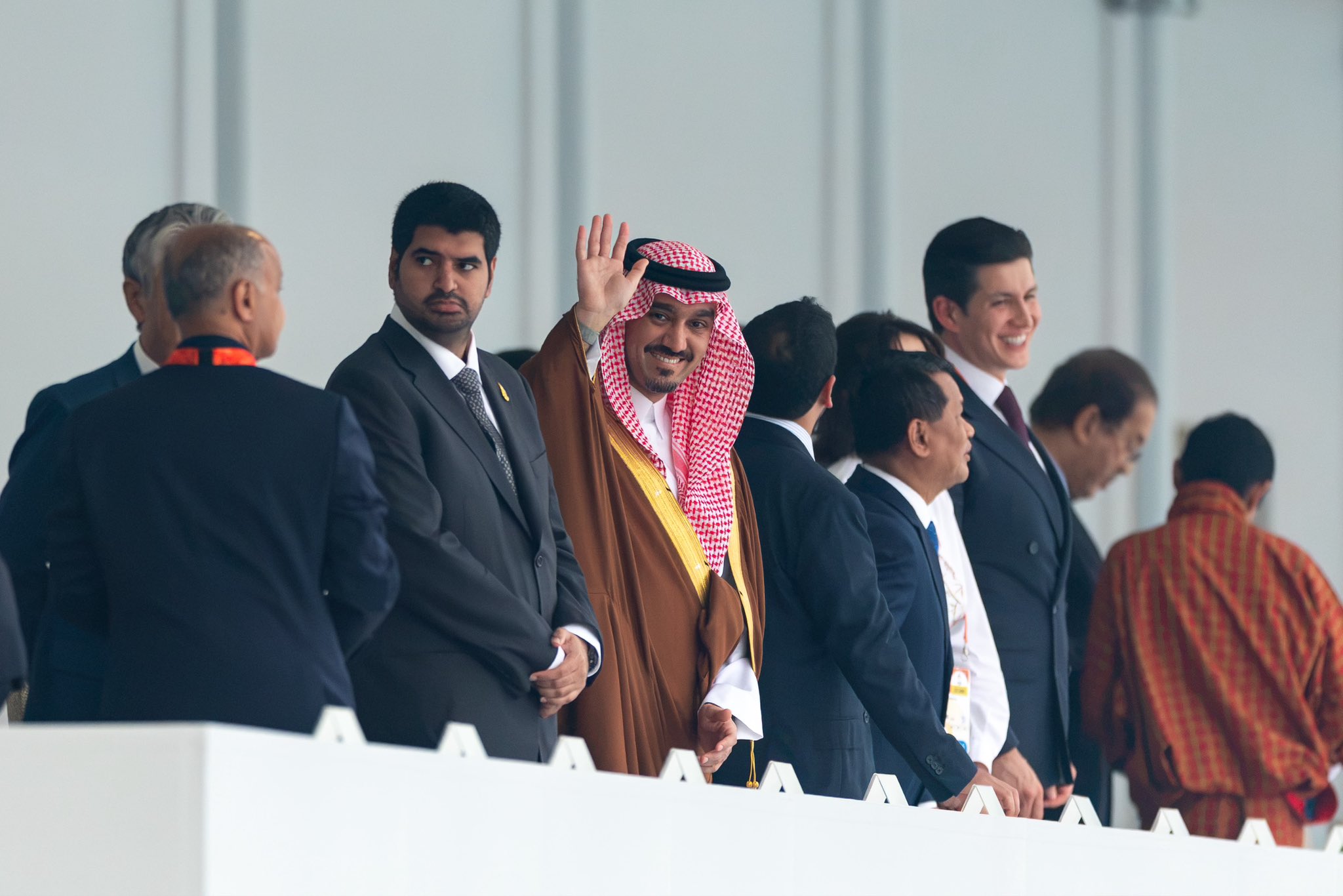 وزير الرياضة يشيد بافتتاح آسياد ناغويا ويحفّز أبطال السعودية