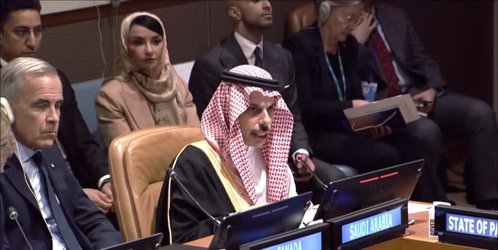 وزير الخارجية: التهديدات بالبحر الأحمر وباب المندب تعرقل الطاقة