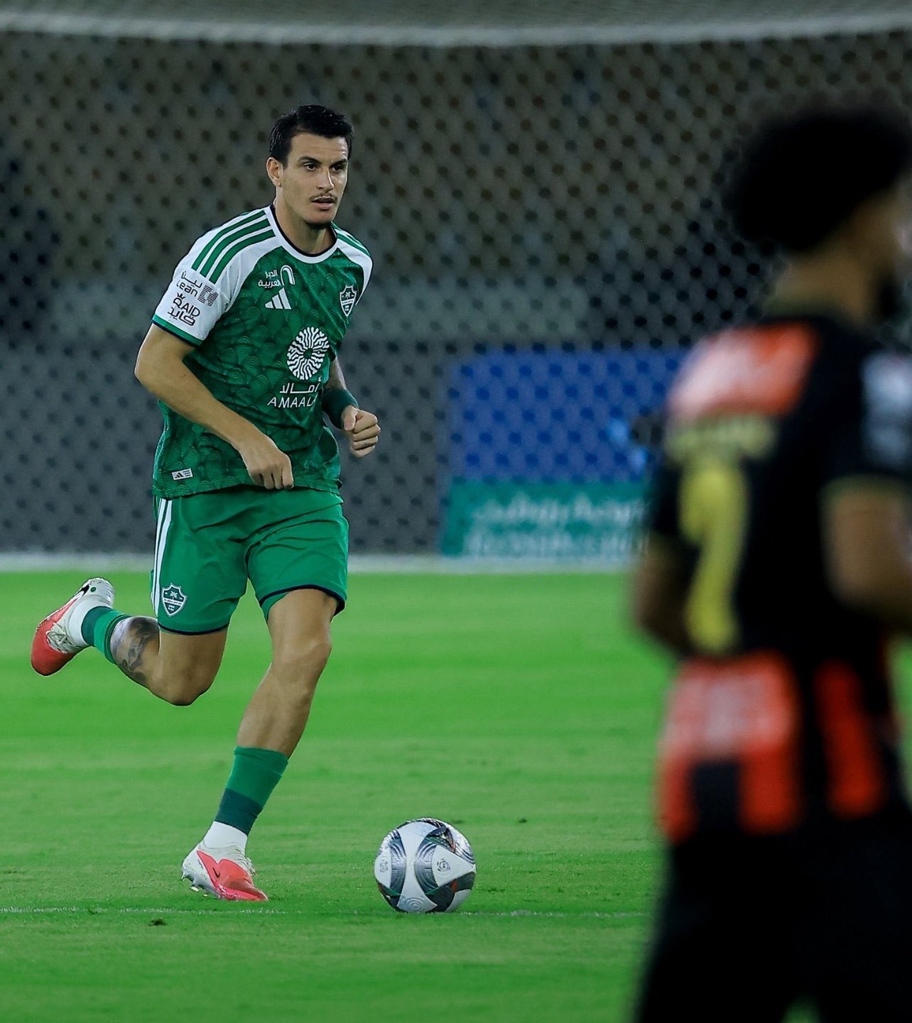 الأهلي يكشف آخر تطورات إصابة روجر إيبانيز