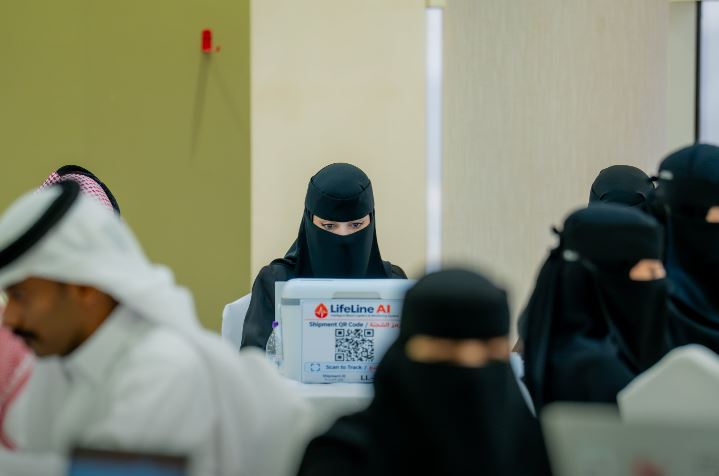"هاكاثون أجا" يطور حلولاً بالذكاء الاصطناعي بحائل