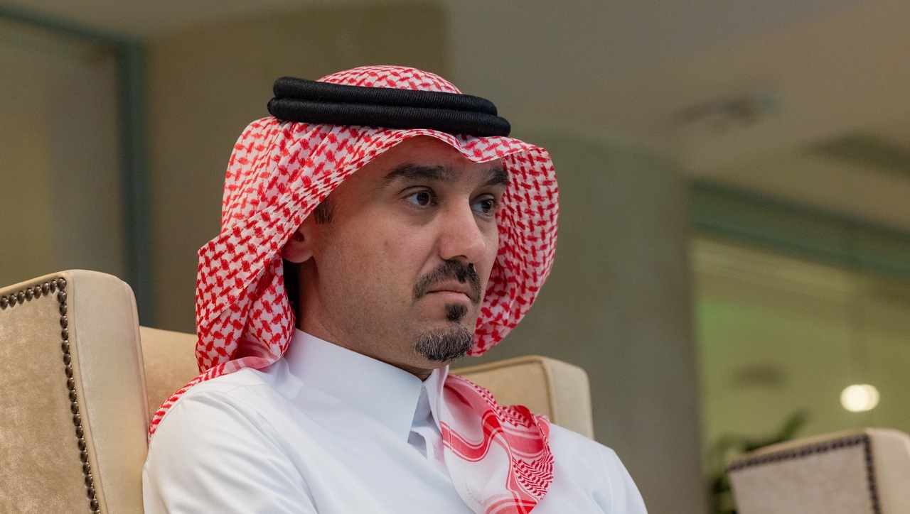 وزير الرياضة يهنئ الأخضر بالتأهل إلى نهائي "خليجي 27"