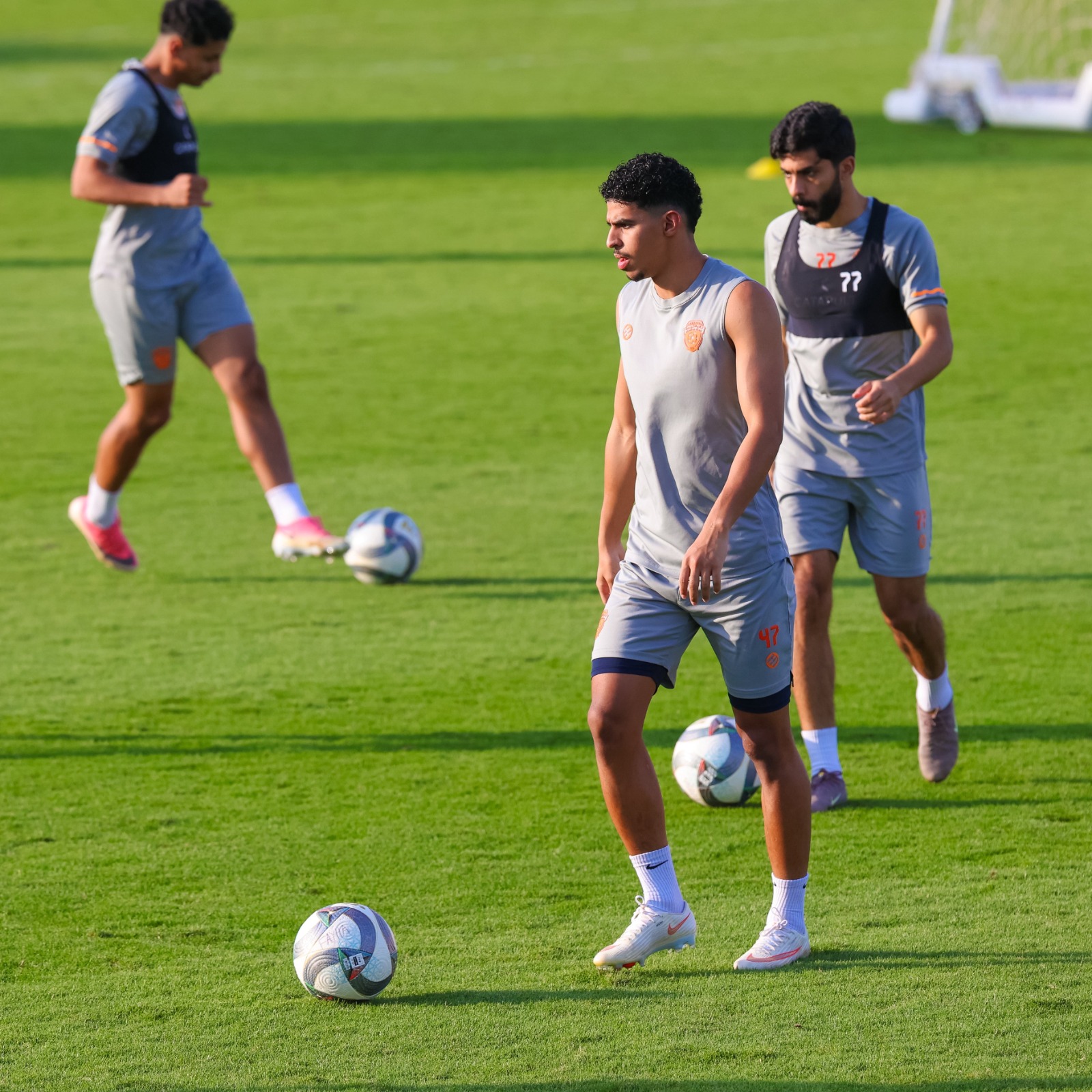 بالتكتيك الهجومي.. الفيحاء يستعد لمواجهة الرياض