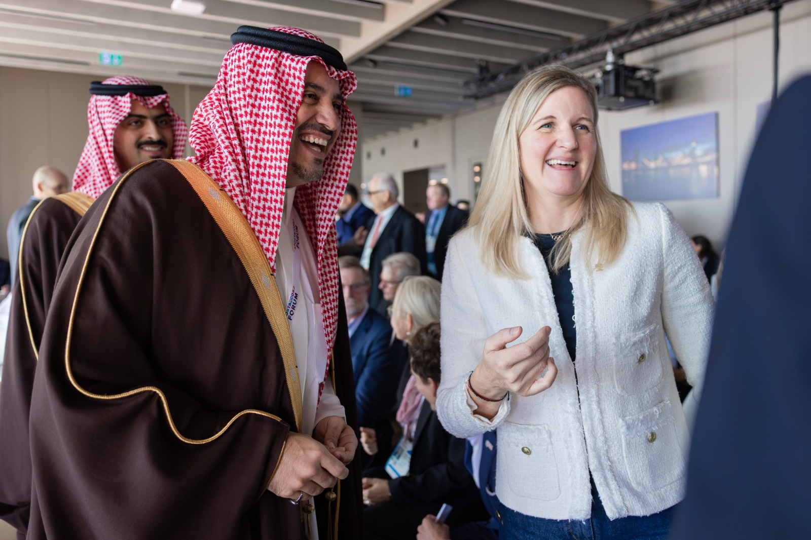 بن جلوي يلتقي قيادات الأولمبي خلال افتتاح مؤتمر سبورت أكورد
